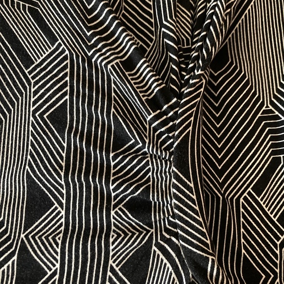 👗 Coldwater Creek Size 8 Black and White Dress - Picture 7 of 9